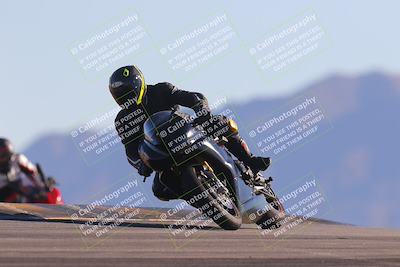 media/Nov-06-2023-Moto Forza (Mon) [[ce023d0744]]/3-Intermediate Group/Session 5 (Turn 9)/